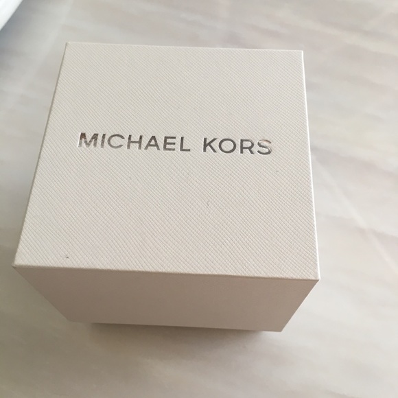 Michael kors women watch - Picture 4 of 4